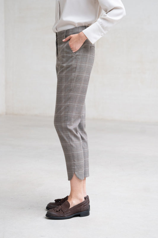 PANTALÓN SEMIRECTO BAJO ABIERTO GRIS Y BEIGE